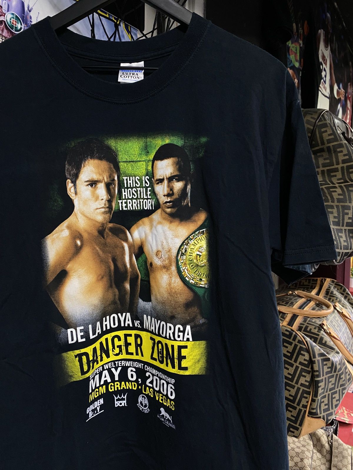 Vintage Vintage 00’ Oscar De La Hoya Boxing Tee Shirt Large Size US L / EU 52-54 / 3 - 2 Thumbnail
