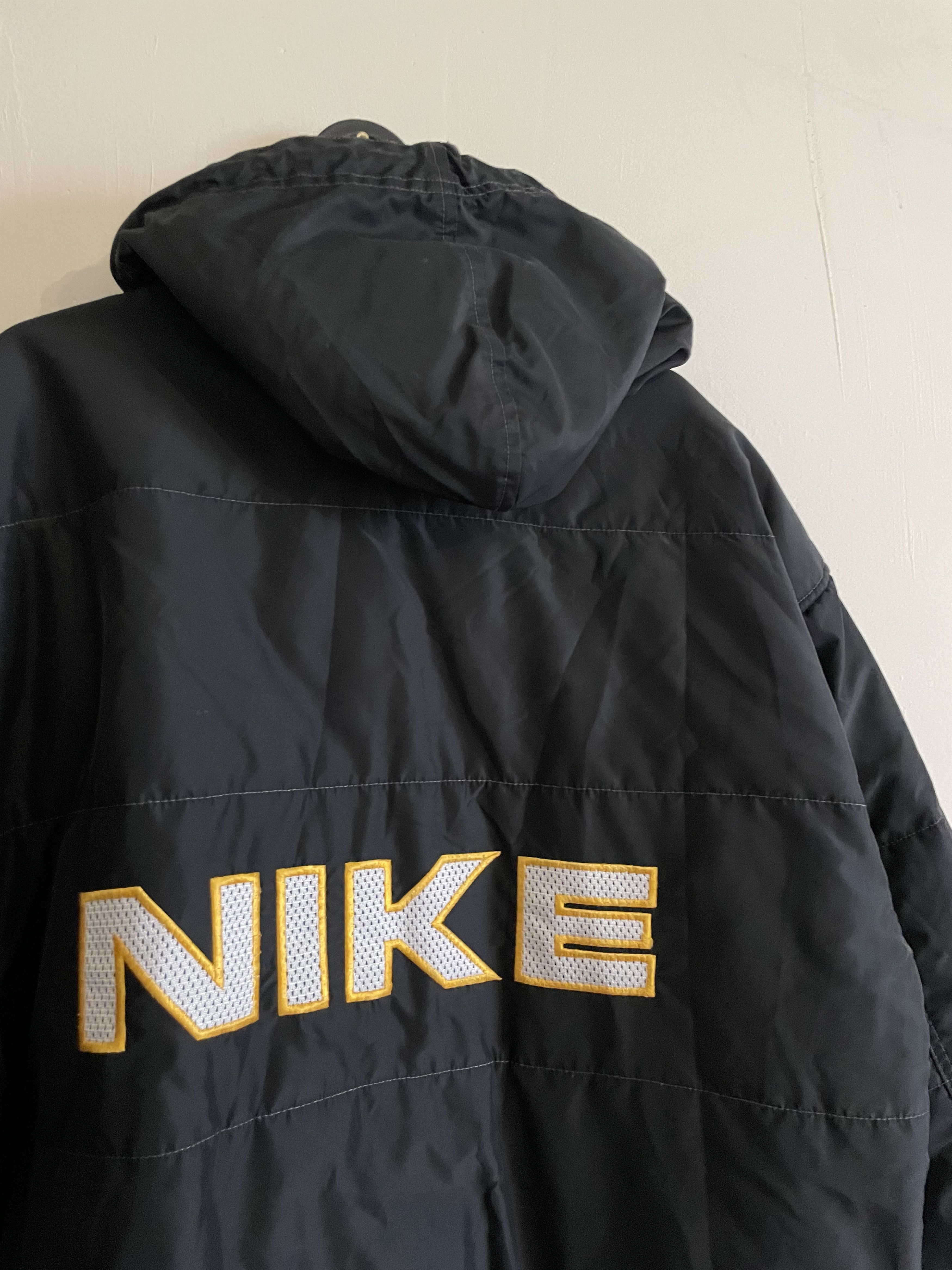 Nike Nike Vintage Down Puffer Jacket Big Swoosh Double Logo Size US L / EU 52-54 / 3 - 4 Thumbnail
