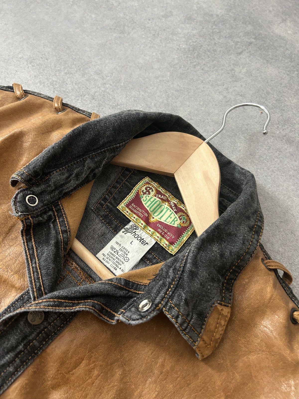 Cowboy Equipment Vintage Shooter Cowboys denim buttons shirt with leather Size US L / EU 52-54 / 3 - 4 Thumbnail
