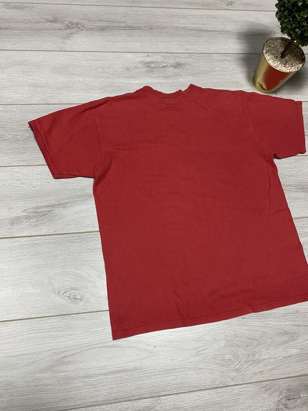 Vintage Oakley circle vintage big logo print t-shirt Size US L / EU 52-54 / 3 - 5 Thumbnail