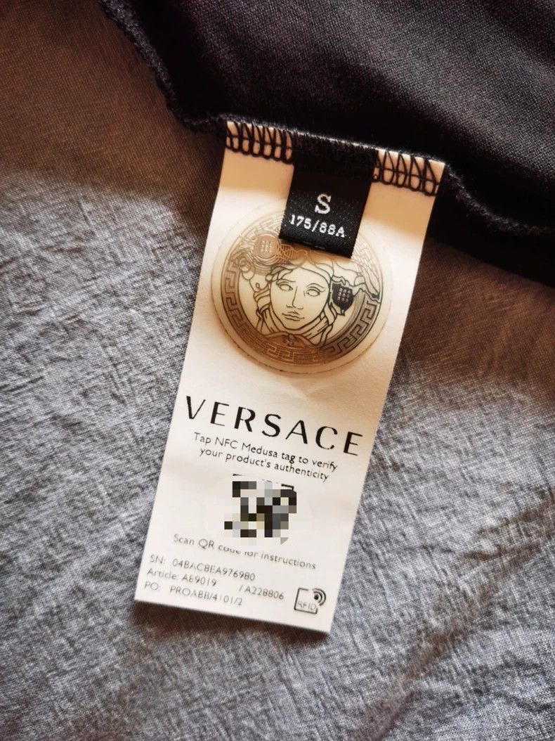 Versace Versace Classic short T Size US S / EU 44-46 / 1 - 2 Thumbnail