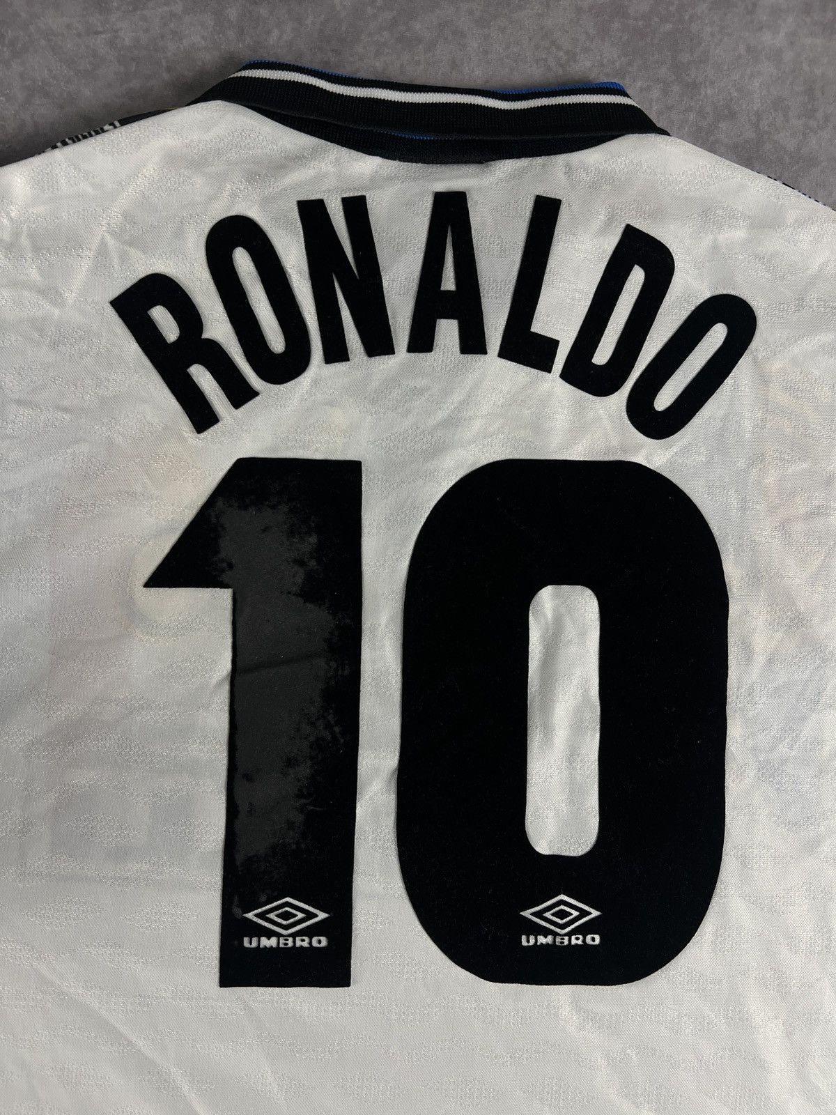 Umbro × Vintage Inter Milan 97/98 away #10 Ronaldo Size US XL / EU 56 / 4 - 4 Thumbnail