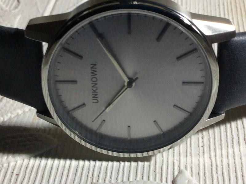 Designer Unknown men's silver dial leather strap watch Size ONE SIZE - 5 Thumbnail