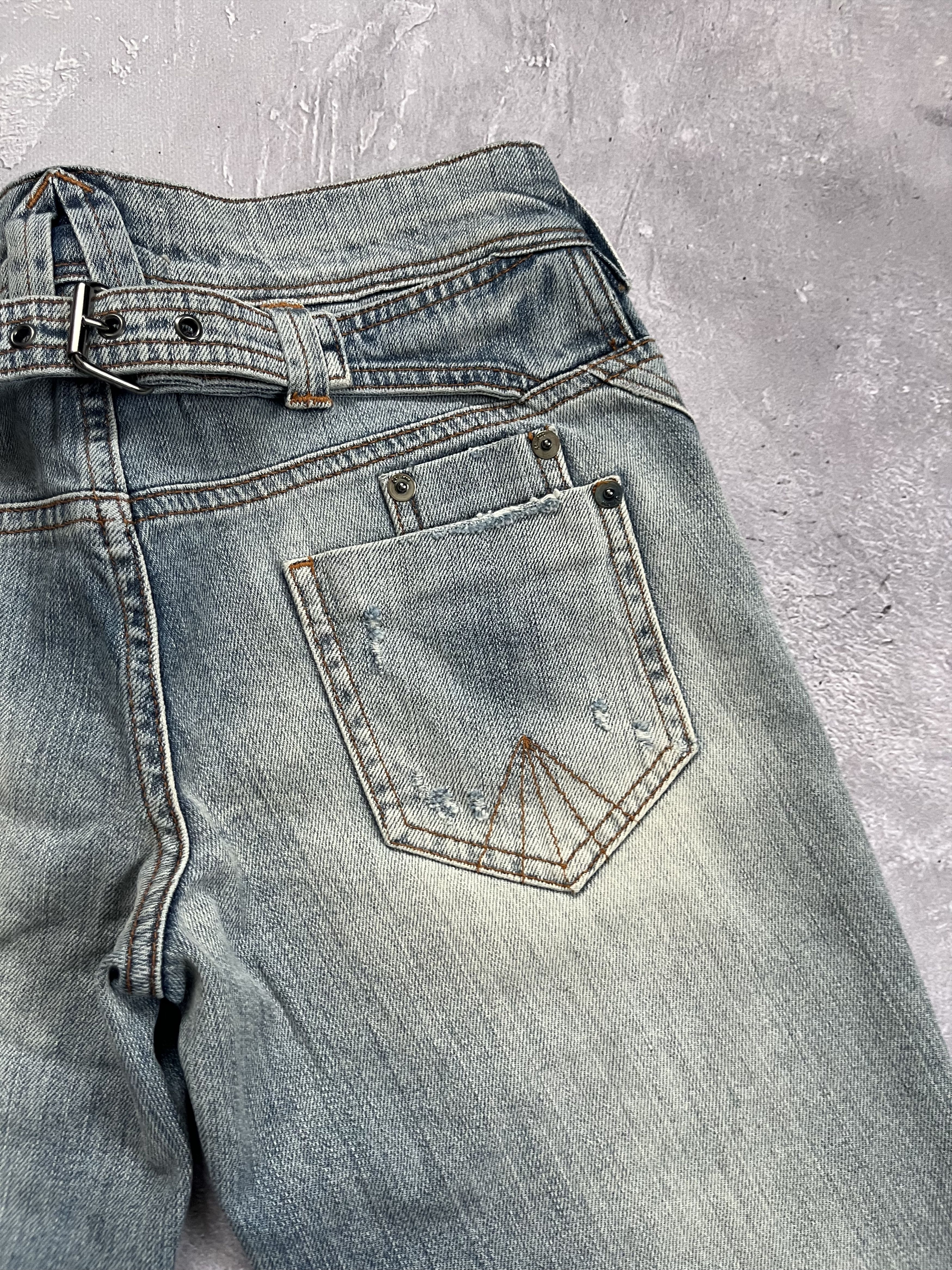 John Galliano John Galliano Buckle Back Jeans Y2K Bootcut Light Wash Size 24" / US 00 / IT 34 - 6 Thumbnail