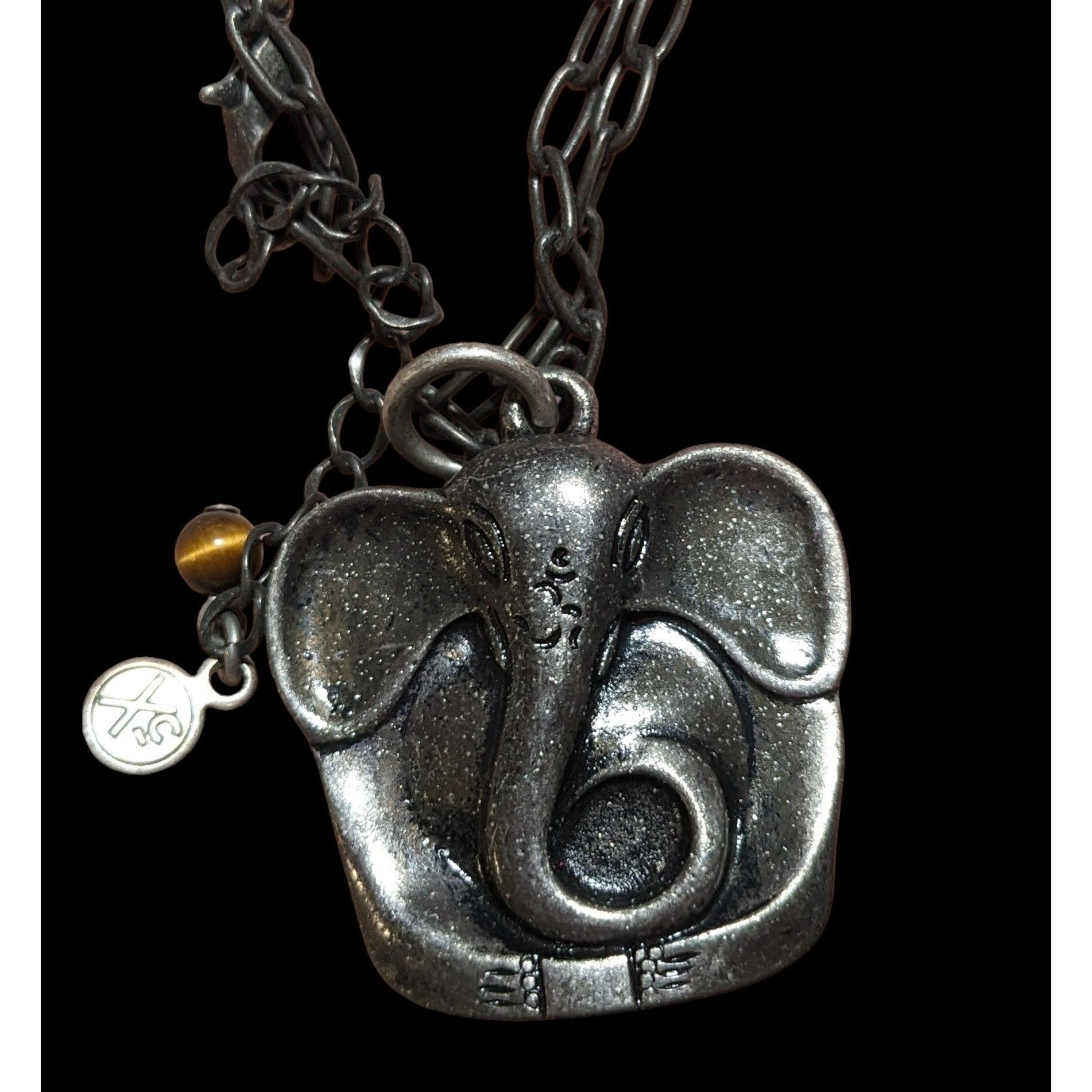 Other Axcess Liz Claiborne Silver Elephant Necklace Size ONE SIZE - 3 Thumbnail