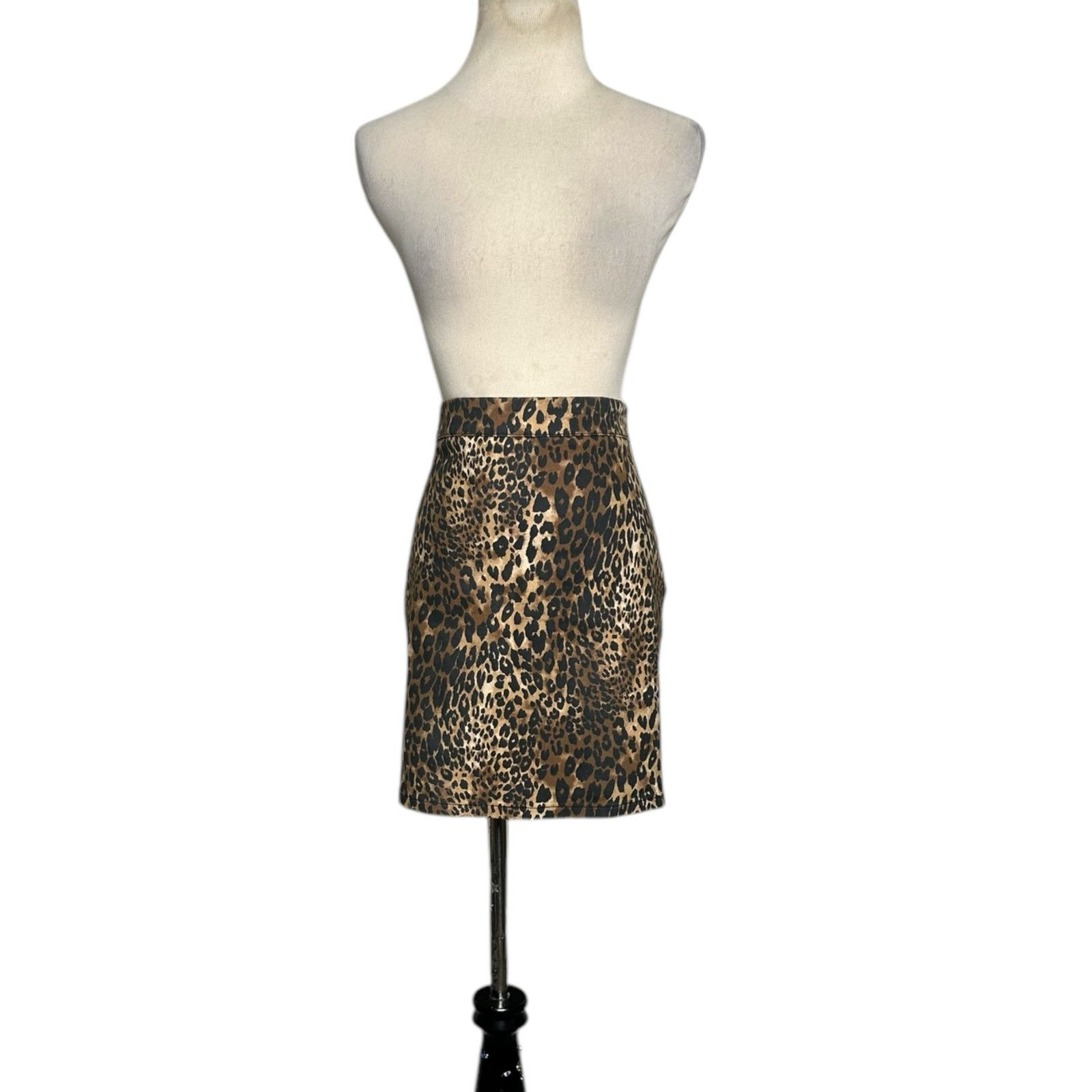 Forever 21 Forever 21 brown animal print mini skirt size Large Size 29" - 1 Thumbnail