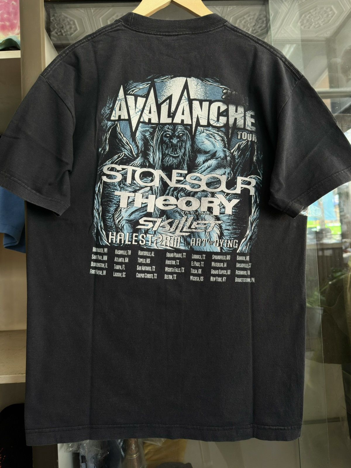 Band Tees Stone Sour Skillet Halestorm Theory Avalanche 2011 Tour Tee Size US L / EU 52-54 / 3 - 8 Thumbnail