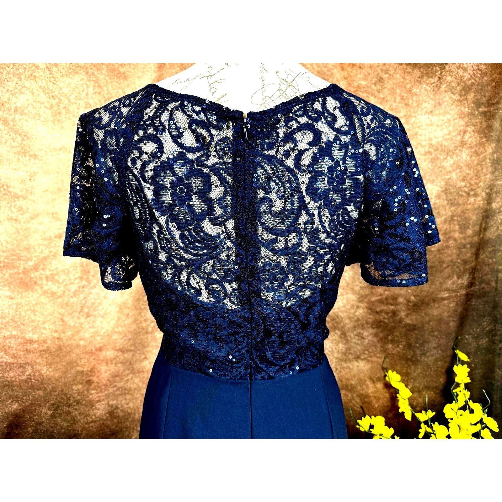 Jenny Packham Jenny Packham Victorian Sequin Lace Trumpet Gown Midnight 14 Size XL / US 12-14 / IT 48-50 - 21 Thumbnail