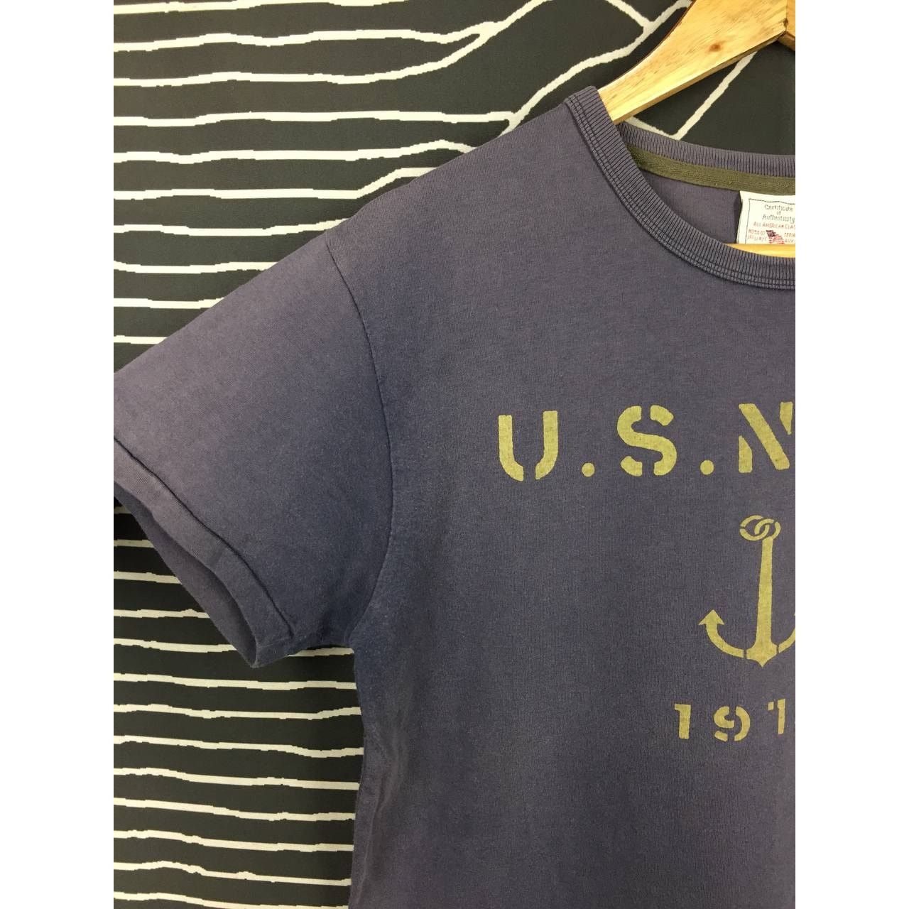 Avirex Vtg Sunfaded Avirex U.S.A United State Navy Tee Size US M / EU 48-50 / 2 - 5 Thumbnail