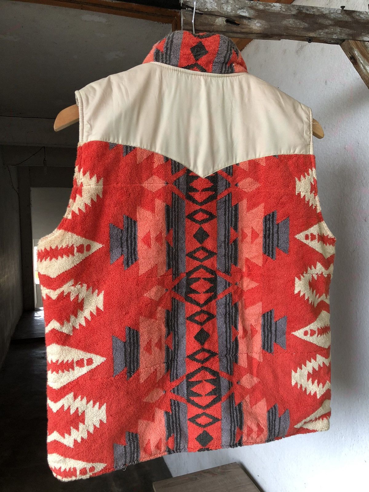 Japanese Brand Coogi Style Dean Native Teddy Cloth Vest Jacket Size US M / EU 48-50 / 2 - 10 Thumbnail