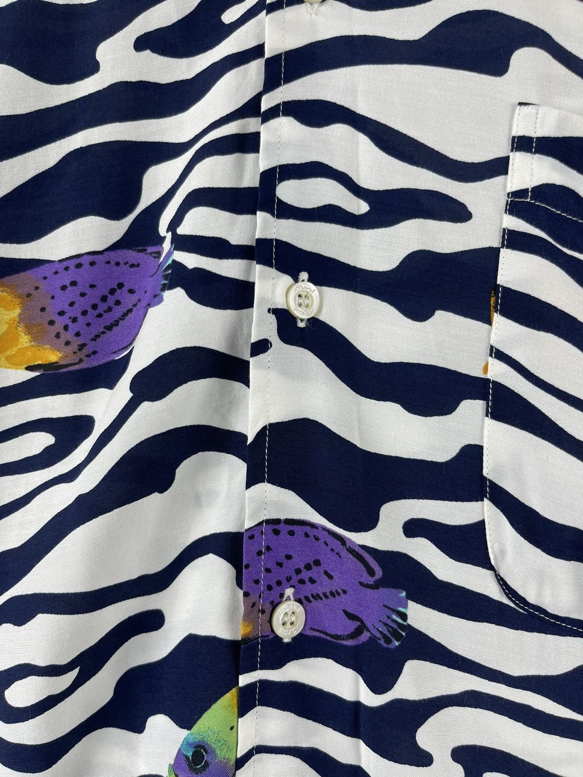 Brioni Vintage Brioni Sport Shirt 90s Rayon Zebra Fish Short Sleeve Size US L / EU 52-54 / 3 - 5 Thumbnail