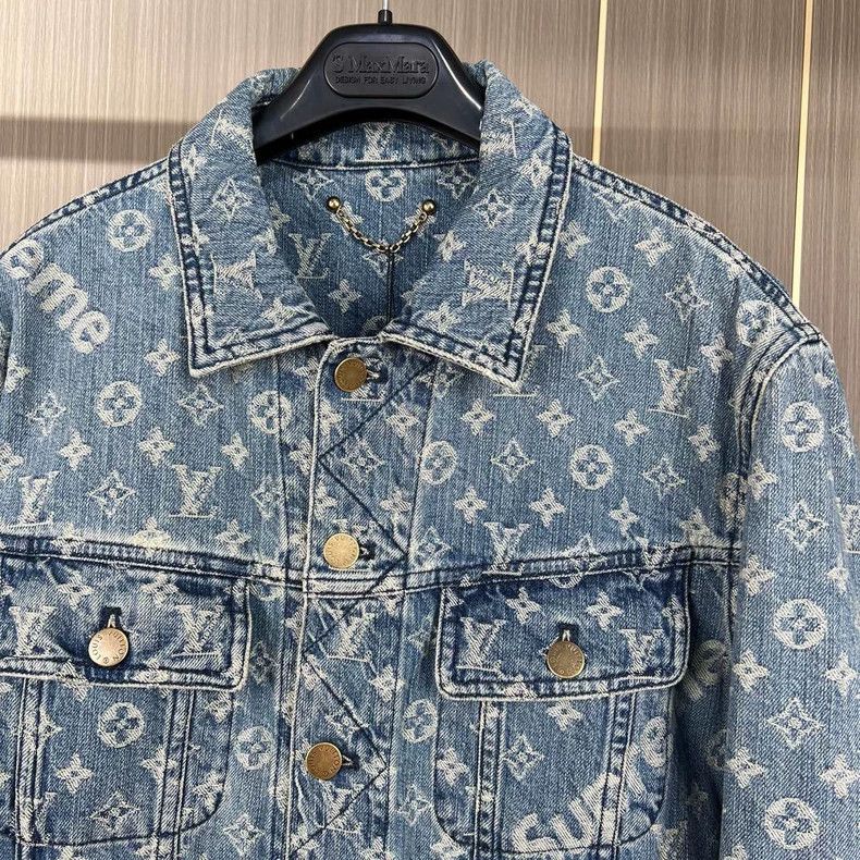 Louis Vuitton Louis Vuitton Blue full-print denim jacket Size US S / EU 44-46 / 1 - 3 Thumbnail