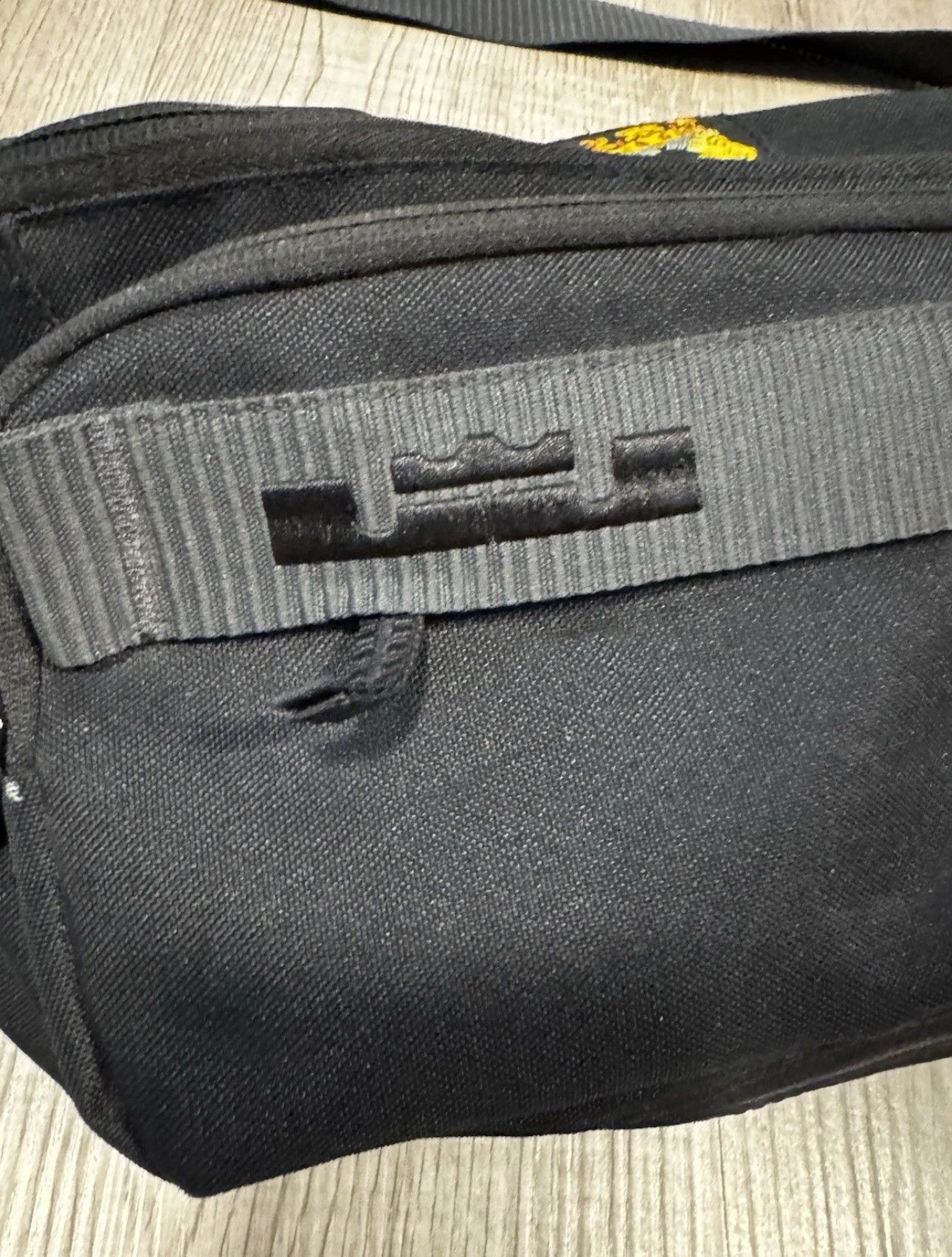 Nike NIKE LEBRON JAMES ELEMANTAL CROSSBODY BAG Size ONE SIZE - 2 Thumbnail