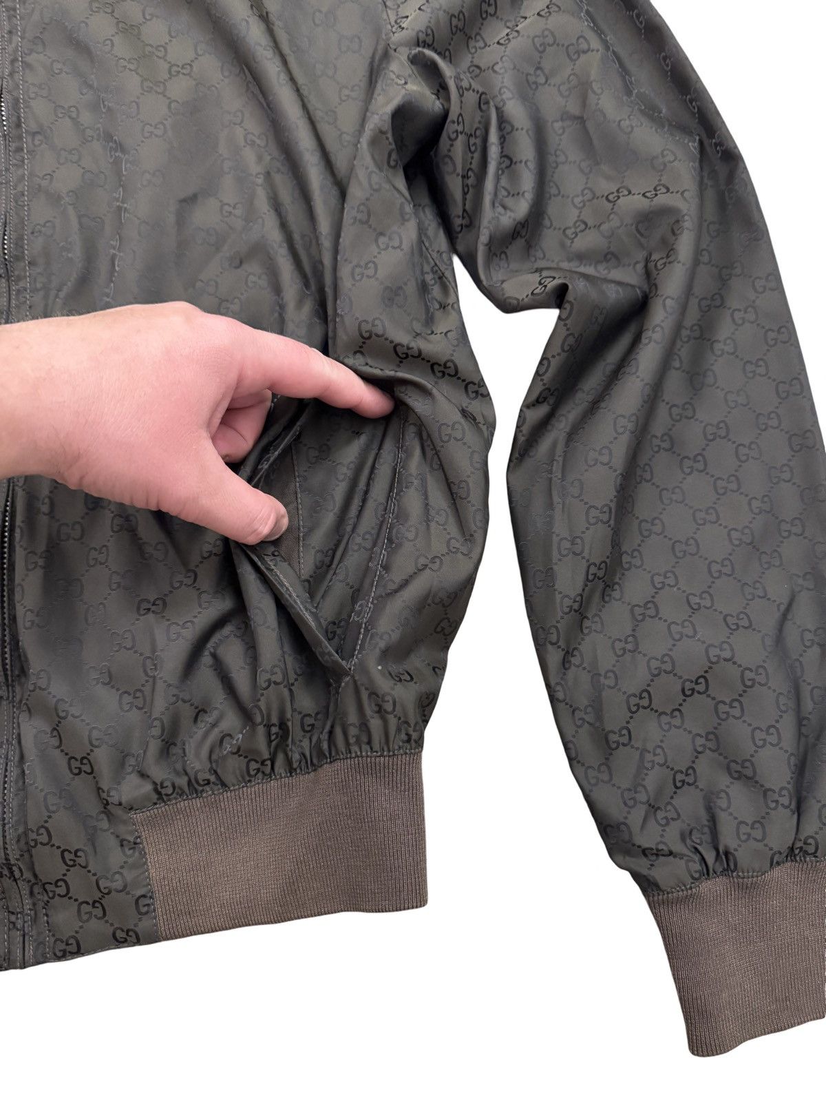 Gucci 🔥Vintage Gucci Web Accent Monogram Bomber Jacket/Windrunner Size US S / EU 44-46 / 1 - 7 Thumbnail