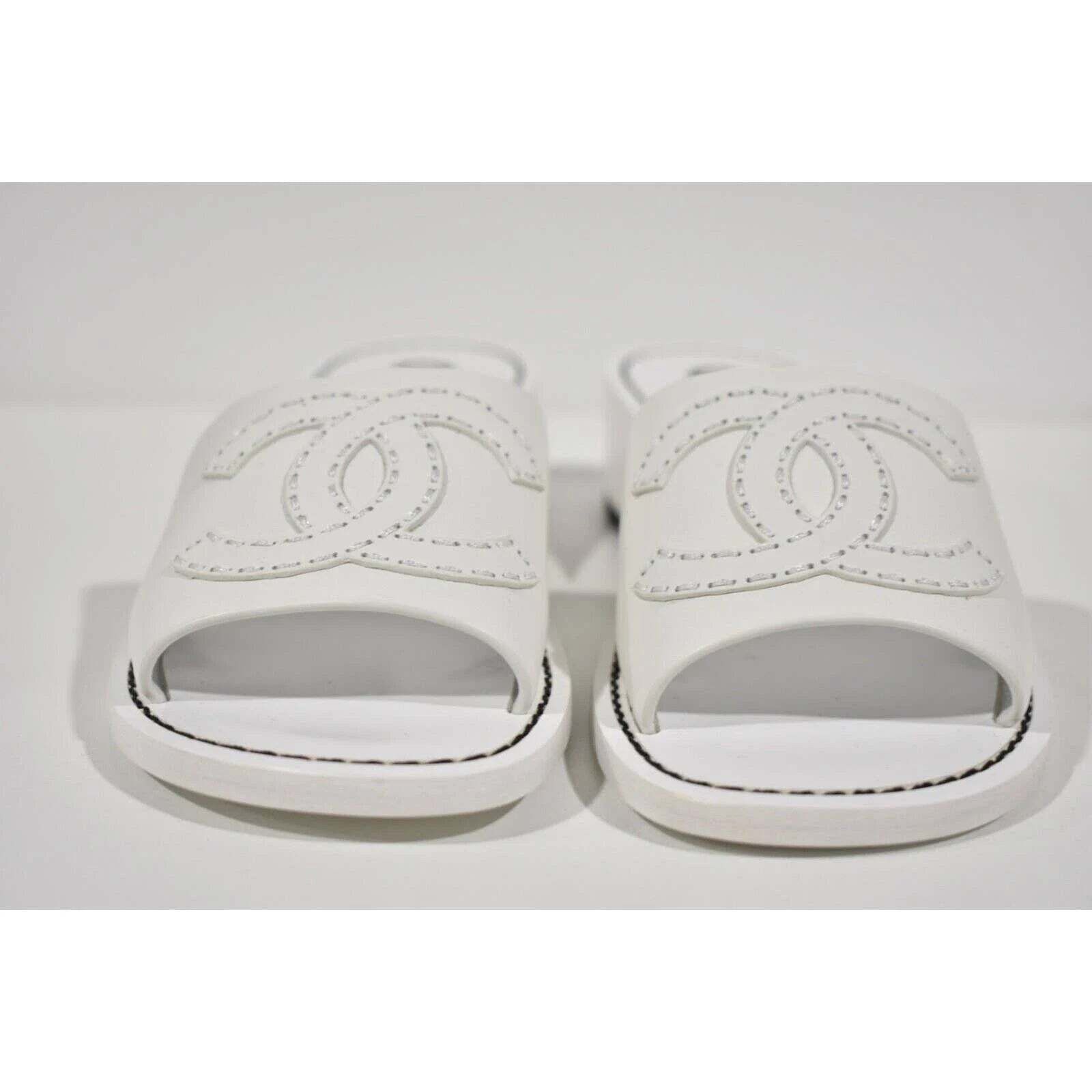 Chanel Chanel 22S White Calfskin Leather CC Logo Mules Slide Size US 8 / IT 38 - 6 Thumbnail