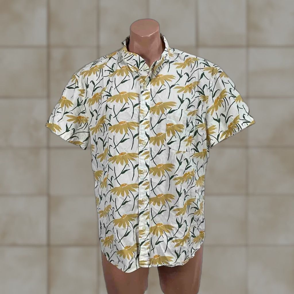 VINTAGE Men's 2XL Floral Short Sleeve Button-Down Shirt