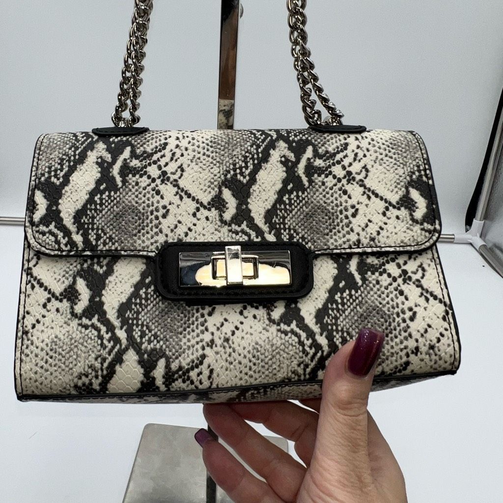 Steve Madden Steve Madden Faux Leather Snake Embossed Convertible Crossbody Chain Bag Size ONE SIZE - 5 Thumbnail