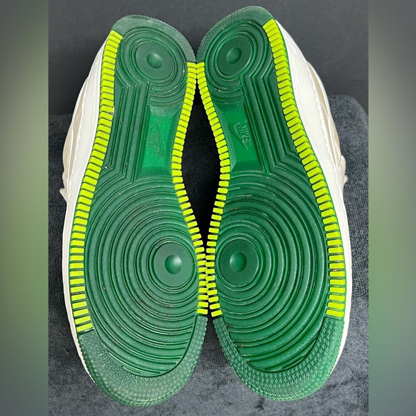Nike Nike Air Force 1 Low The Glove Gary Payton White Green Volt Size US 12 / EU 45 - 8 Thumbnail