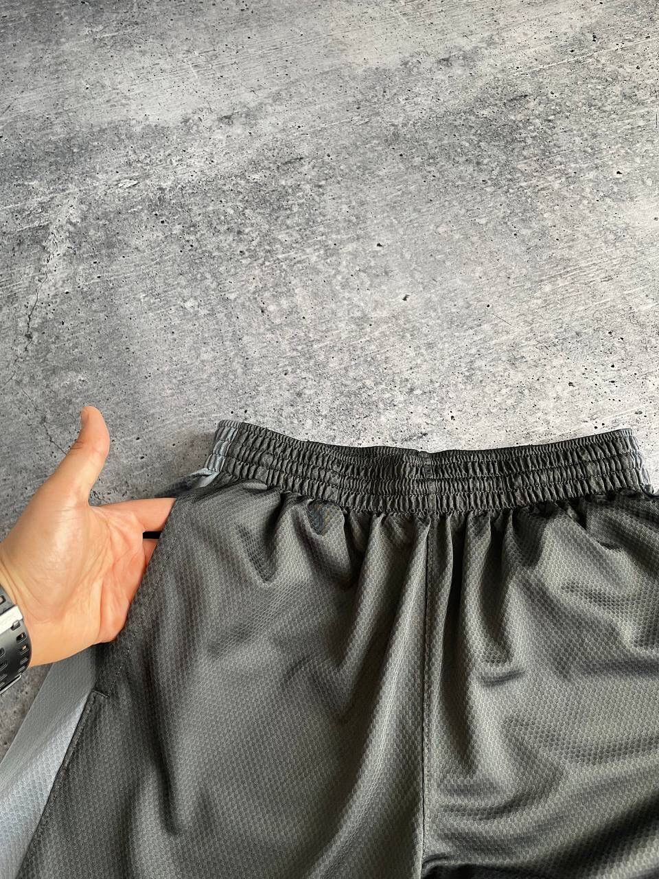 Nike Vintage Nike 90’s Y2K Style Drill Grey Shorts Rap Size US 32 / EU 48 - 8 Thumbnail