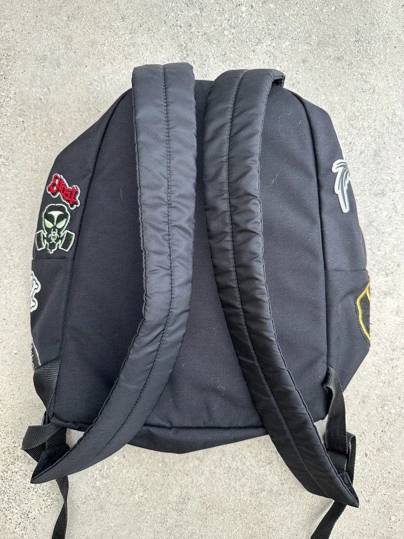 Vetements Vetements Graffiti Badge Backpack 2503-Nextarrow Size ONE SIZE - 6 Thumbnail