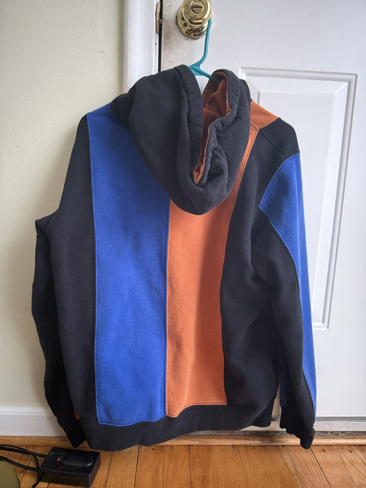 Supreme Supreme Tricolor Hooded Sweatshirt Black Size US M / EU 48-50 / 2 - 2 Thumbnail