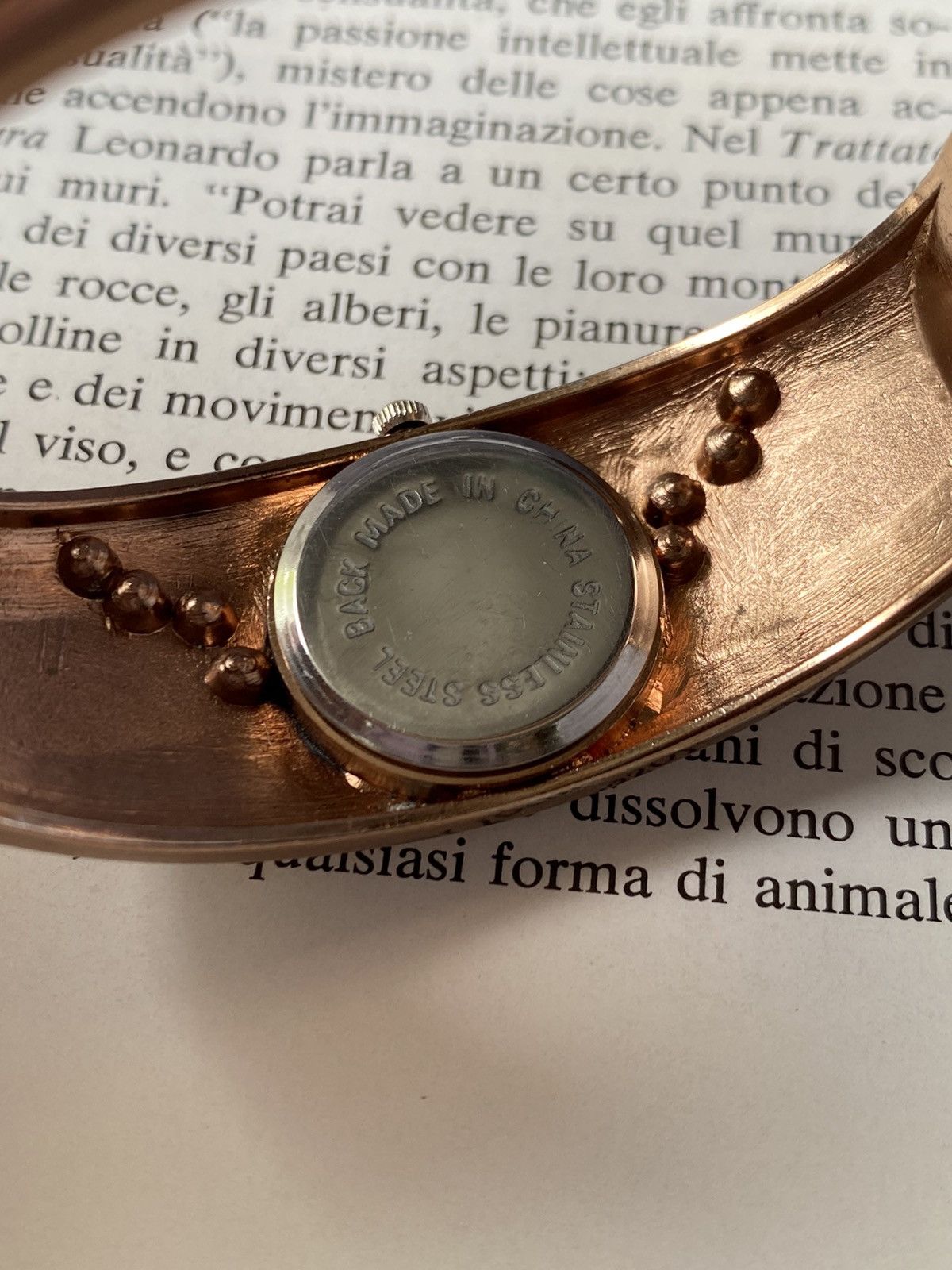 Japanese Brand × Jewelry × Vintage Elegant Rose Gold Watch with Diamonds - Timeless Style Size ONE SIZE - 4 Thumbnail