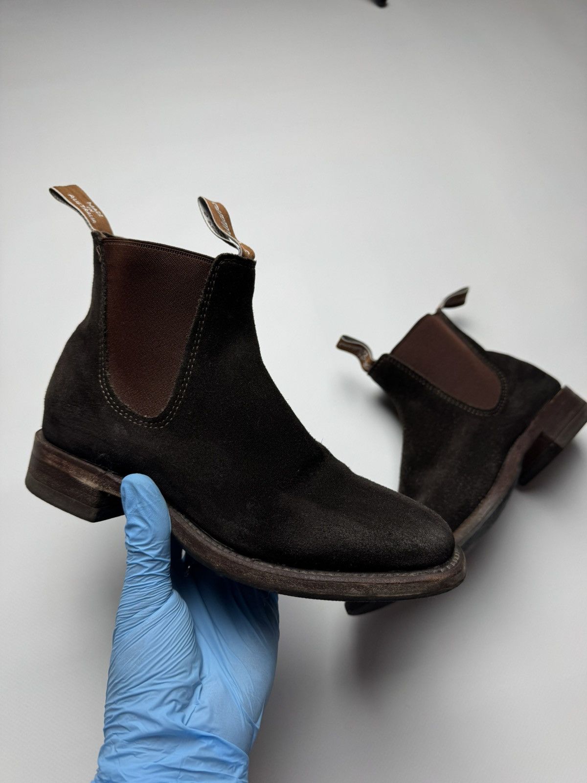 R.M. Williams R.M. Williams Suede Craftsman Chelsea Boots Size US 6 / IT 36 - 7 Thumbnail