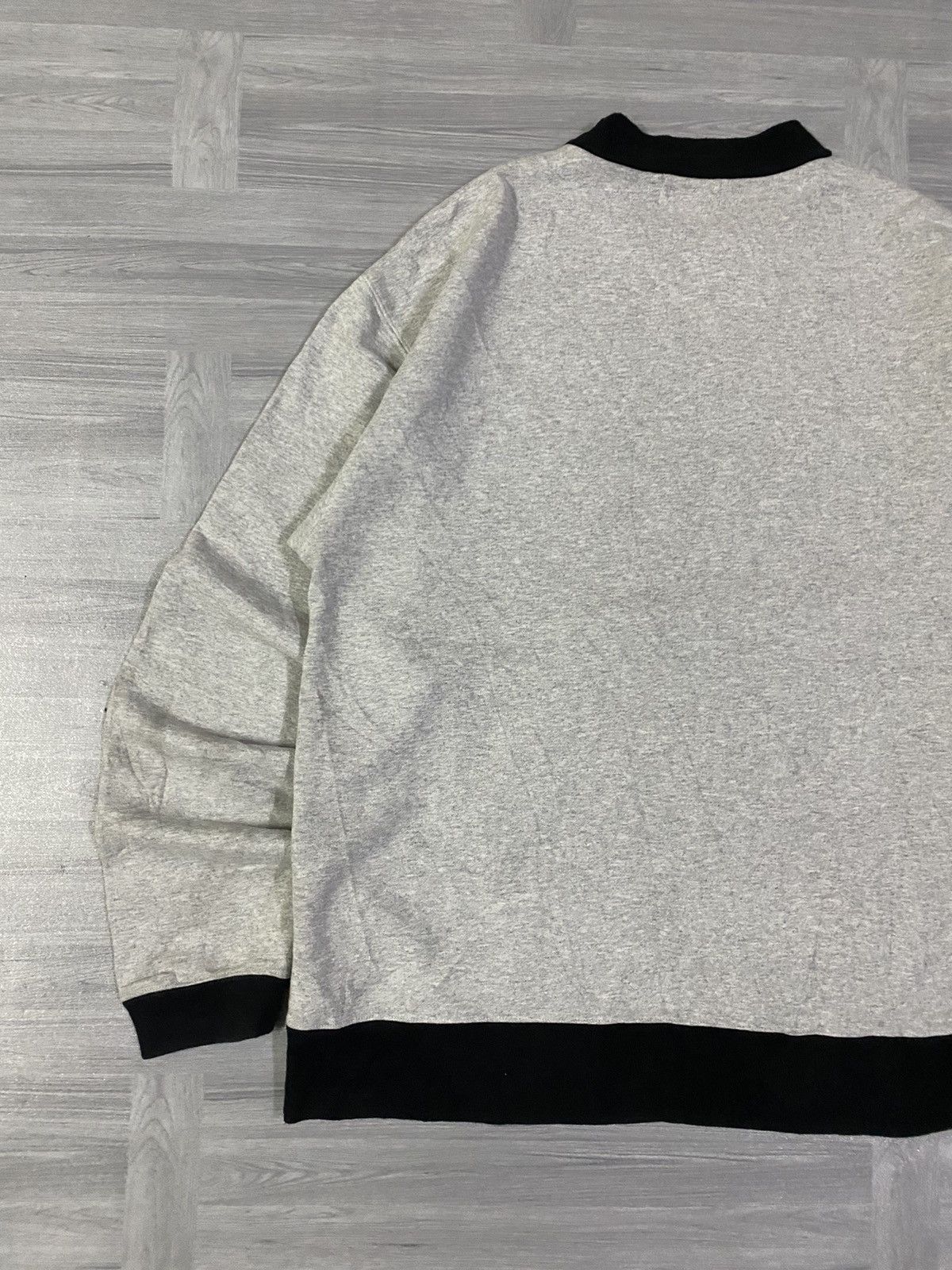 Xlarge XLarge Sweatshirt With Contrasting Design Kangaroo Pocket Size US L / EU 52-54 / 3 - 19 Thumbnail
