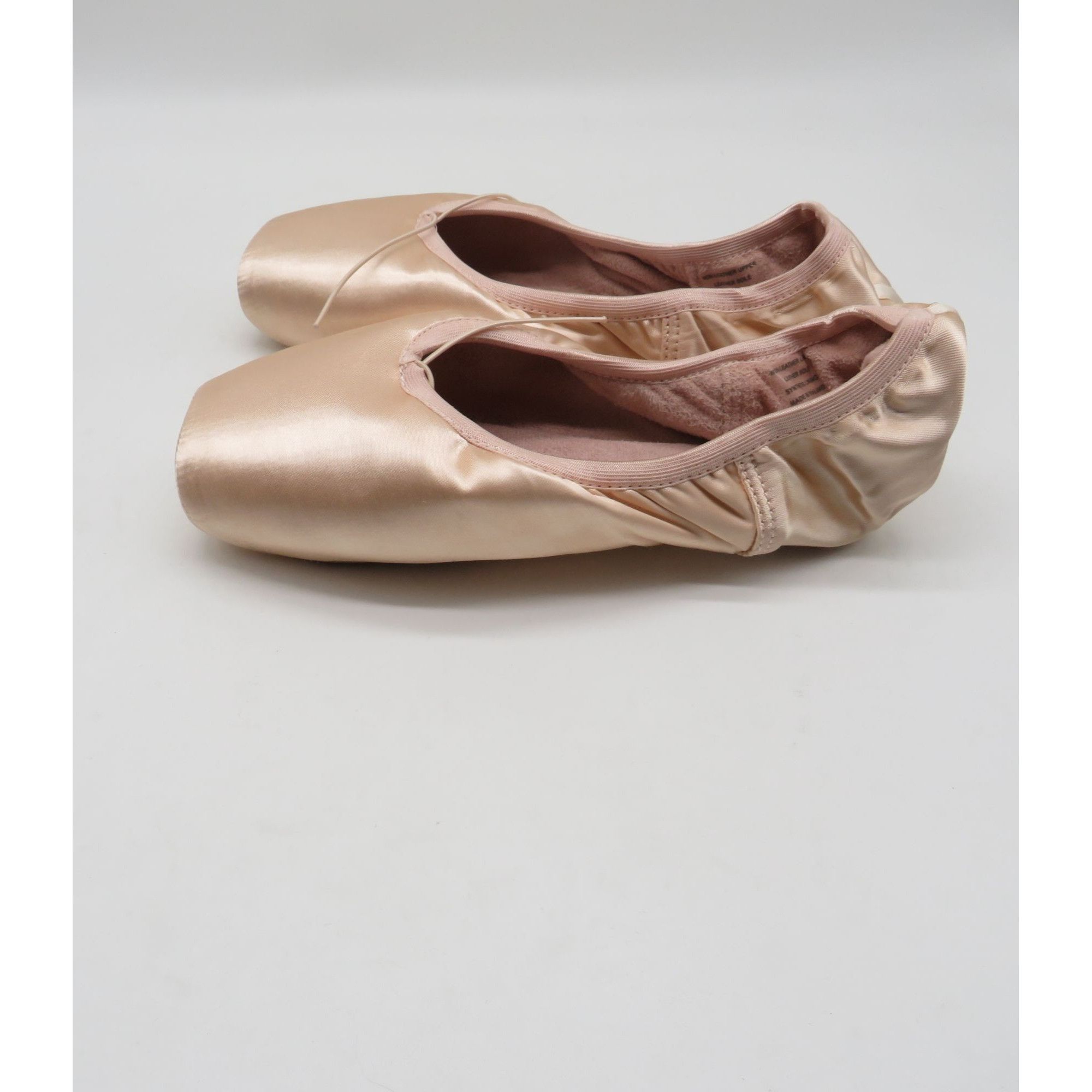Other Capezio Satin Pointe Ballet Shoes 11.5W For Women NEW Size US 11.5 / IT 41.5 - 5 Thumbnail