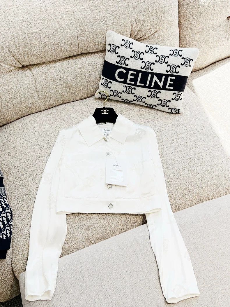 Chanel Chanel 22A white dark double C long-sleeved short silk shi Size XXS / US 00 / IT 34 - 3 Thumbnail