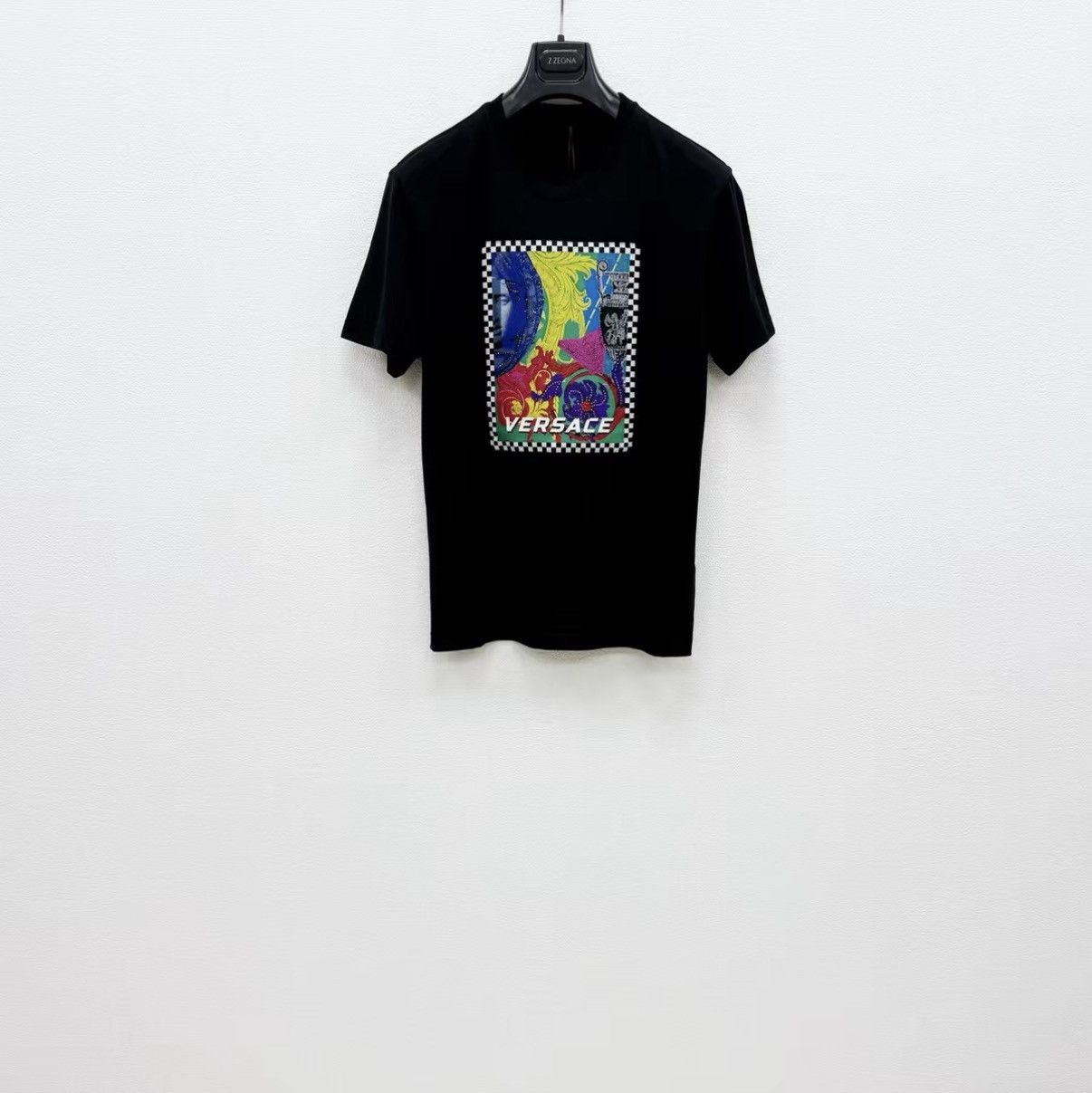 Versace VERSACE Rhinestone & Embroidered Short Sleeve T-shirt J30 Size US S / EU 44-46 / 1 - 1 Thumbnail
