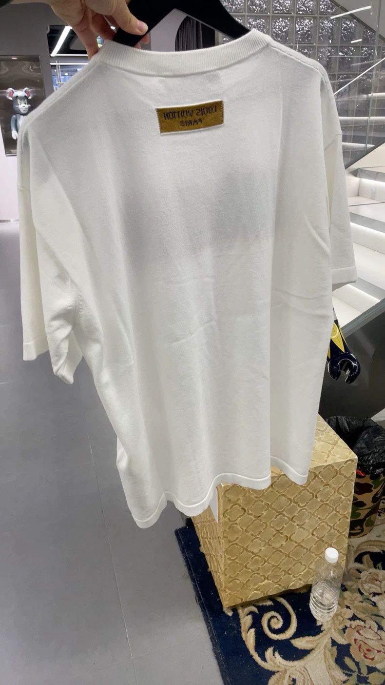 Louis Vuitton Louis Vuitton White knit printed large logo monogram T-shi Size US M / EU 48-50 / 2 - 2 Thumbnail