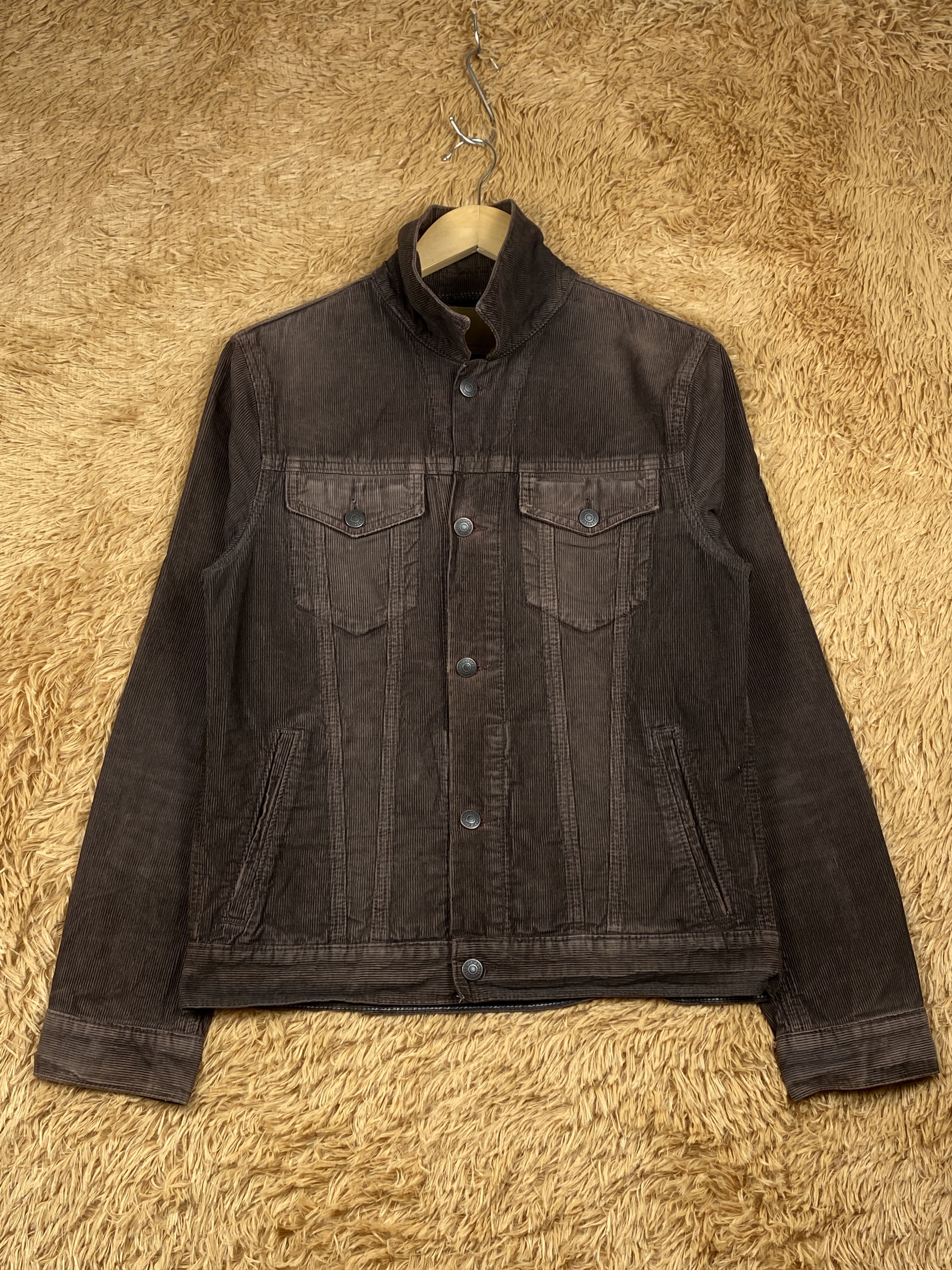 Gap Vintage Gap Corduroy Button Up Jacket J1647 Size US S / EU 44-46 / 1 - 1 Thumbnail