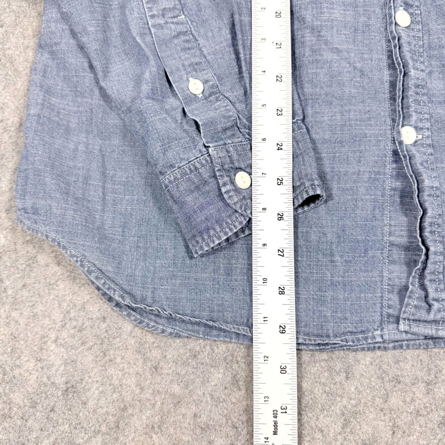 Gap Gap Slim Fit Button-Up Shirt Denim Blue XL Men Size US XL / EU 56 / 4 - 6 Thumbnail