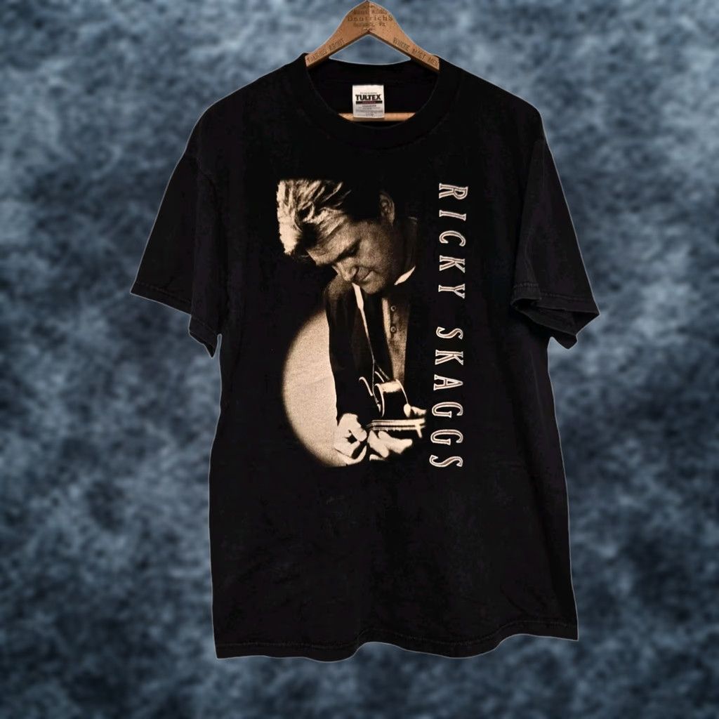 Tultex VINTAGE Ricky Skaggs T-Shirt Black L Tultex Short Sleeve Band Mens 90s 80s Cotton Tag Size US L / EU 52-54 / 3 - 1 Thumbnail