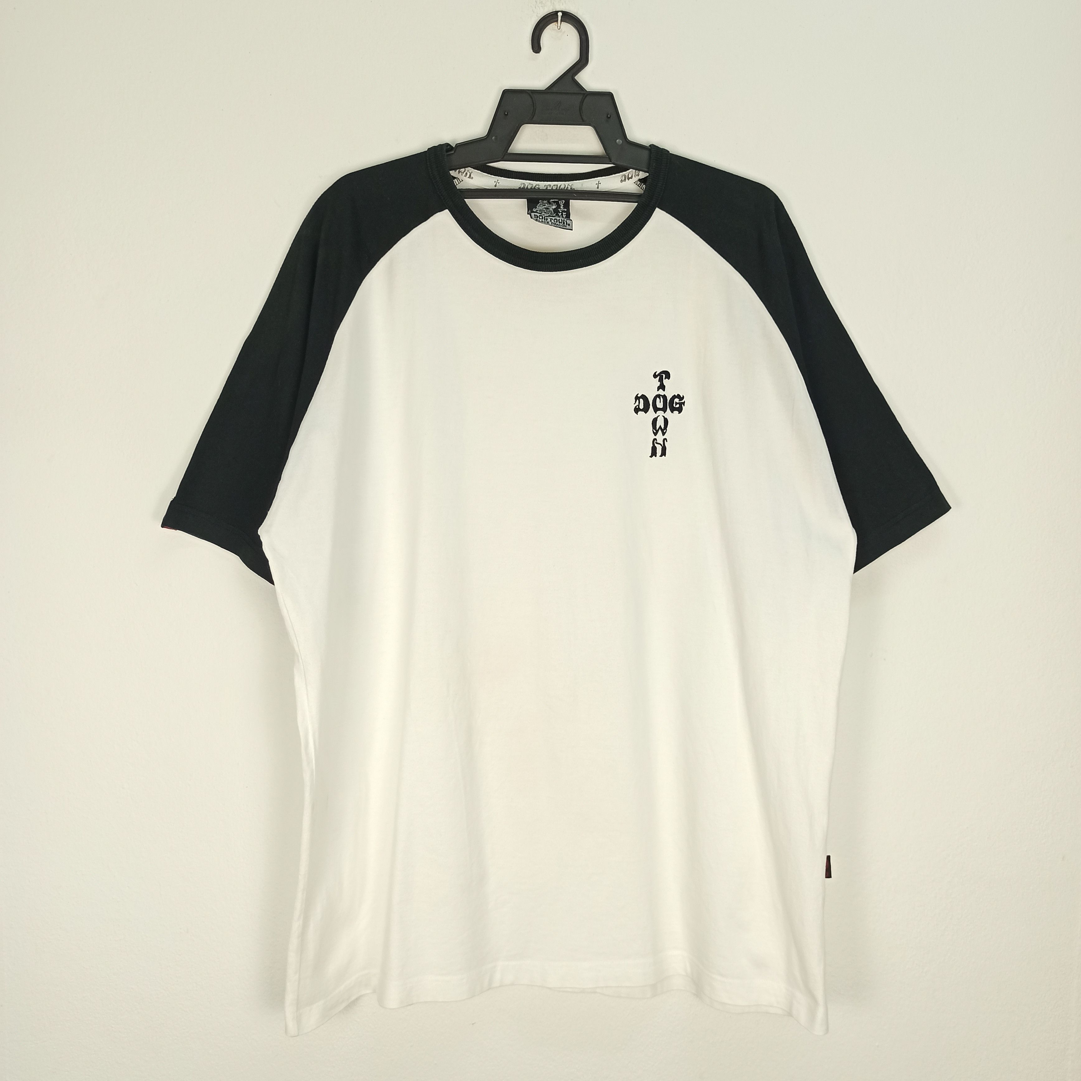 Dogtown Rare DogTown Tshirt Raglan Small Logo Size US XL / EU 56 / 4 - 1 Thumbnail