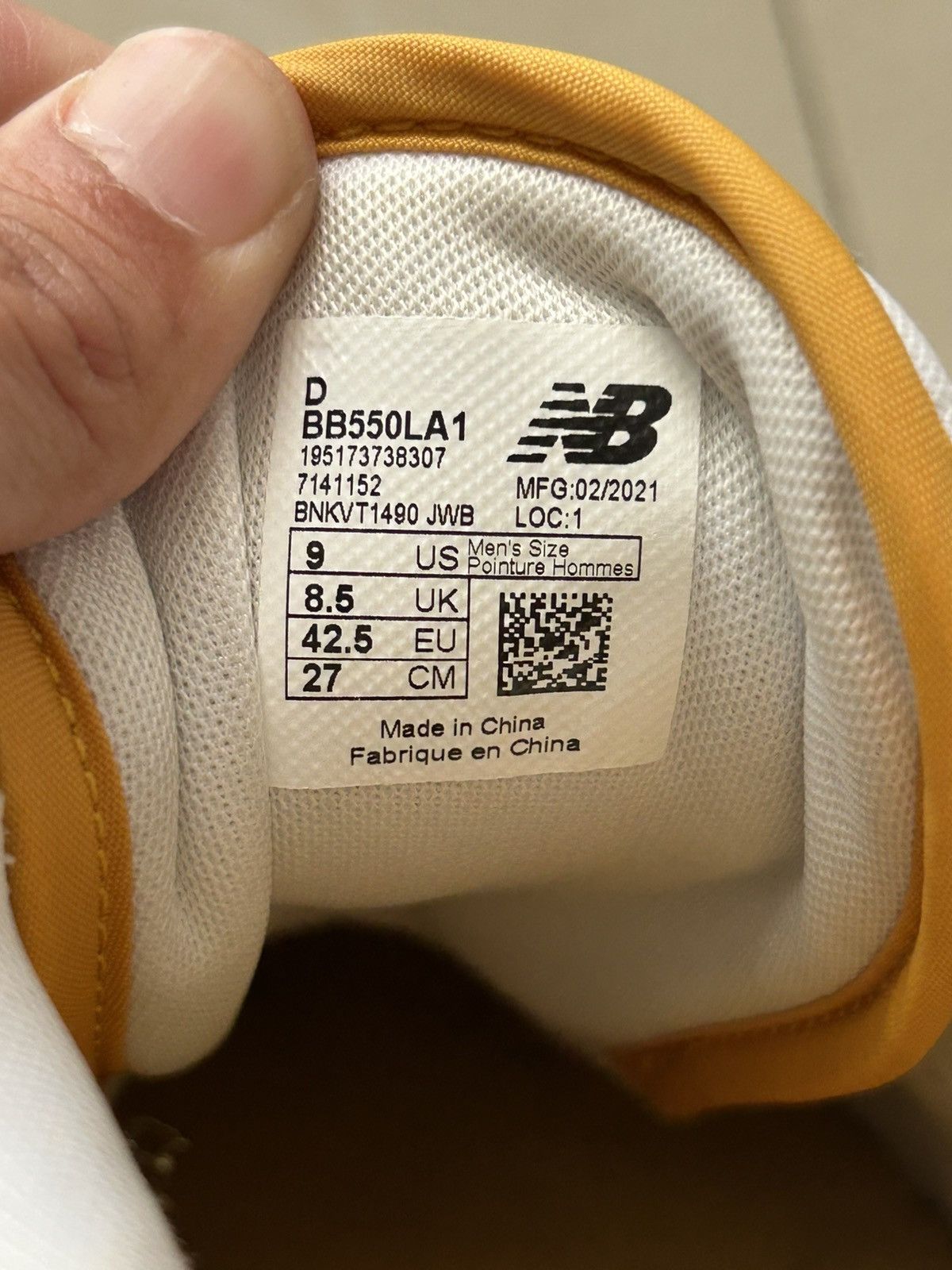 New Balance New Balance 550 yellow/white Size US 9 / EU 42 - 6 Thumbnail