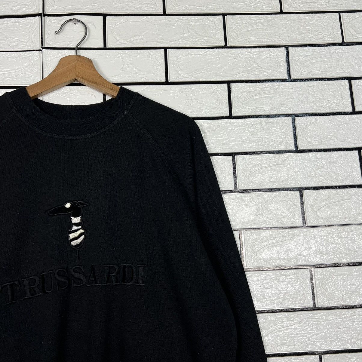 Trussardi TRUSSARDI Embroidery Big Logo Crewneck Sweatshirt #3949-C180 Size US M / EU 48-50 / 2 - 4 Thumbnail