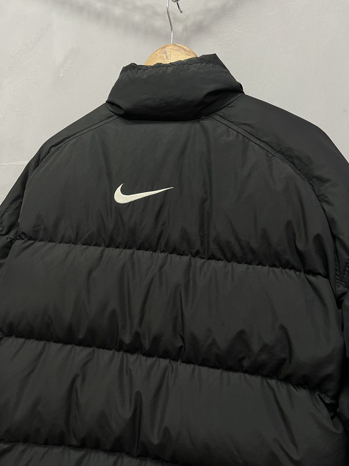 Nike Nike vintage 2000s puffer jacket hype travis style Size US M / EU 48-50 / 2 - 11 Thumbnail