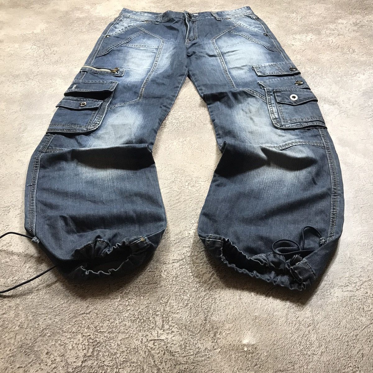 vintage Y2K cargo jeans distressed 90s japan low