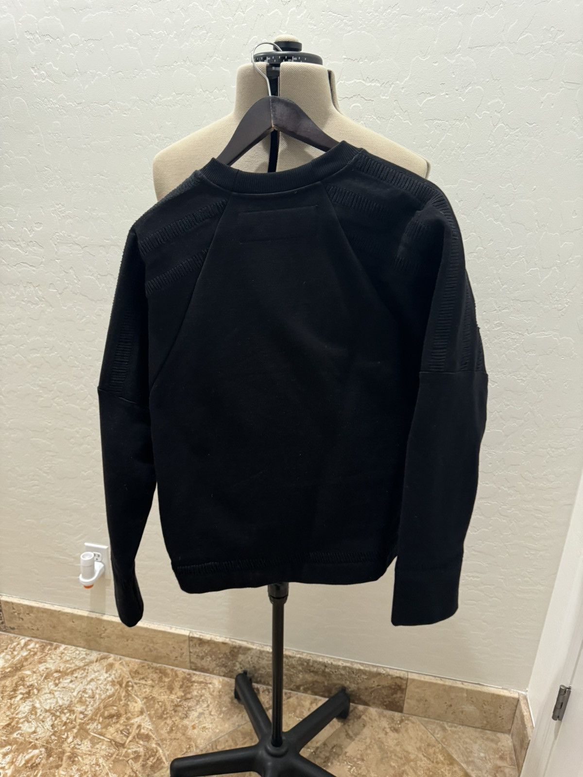 Other RARE LÉTÉVÉ Slightly Cropped Sweatshirt Size US L / EU 52-54 / 3 - 2 Thumbnail