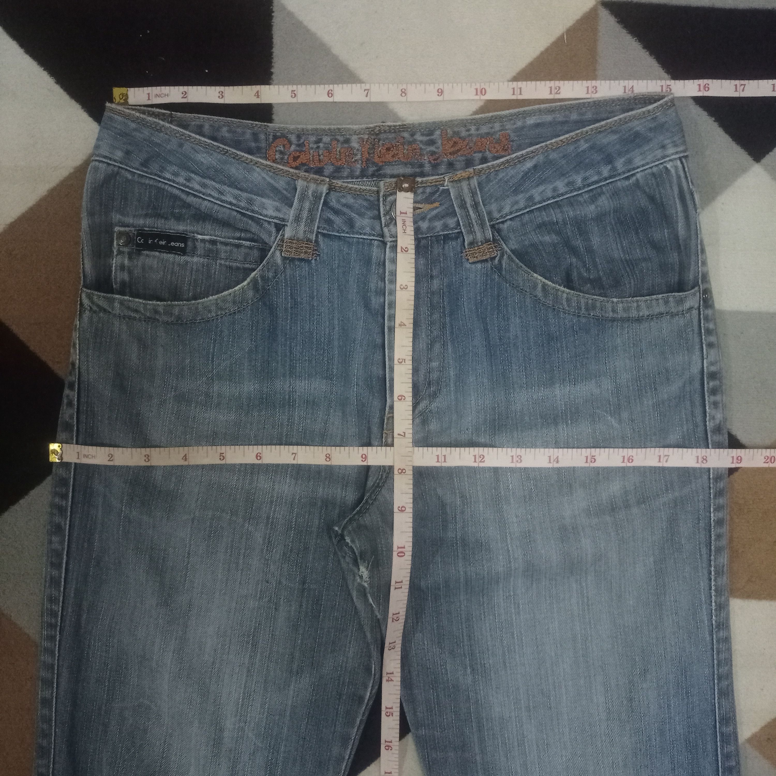 Calvin Klein Vintage Calvin Klein Blue Wash Distressed Baggy Style Jeans Size US 30 / EU 46 - 8 Thumbnail