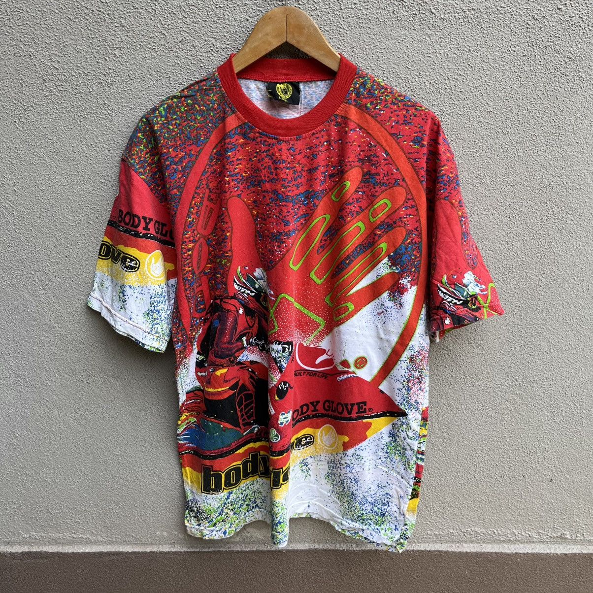 Body Glove Vintage BODY GLOVE usa all over print tee surf Size US L / EU 52-54 / 3 - 1 Thumbnail