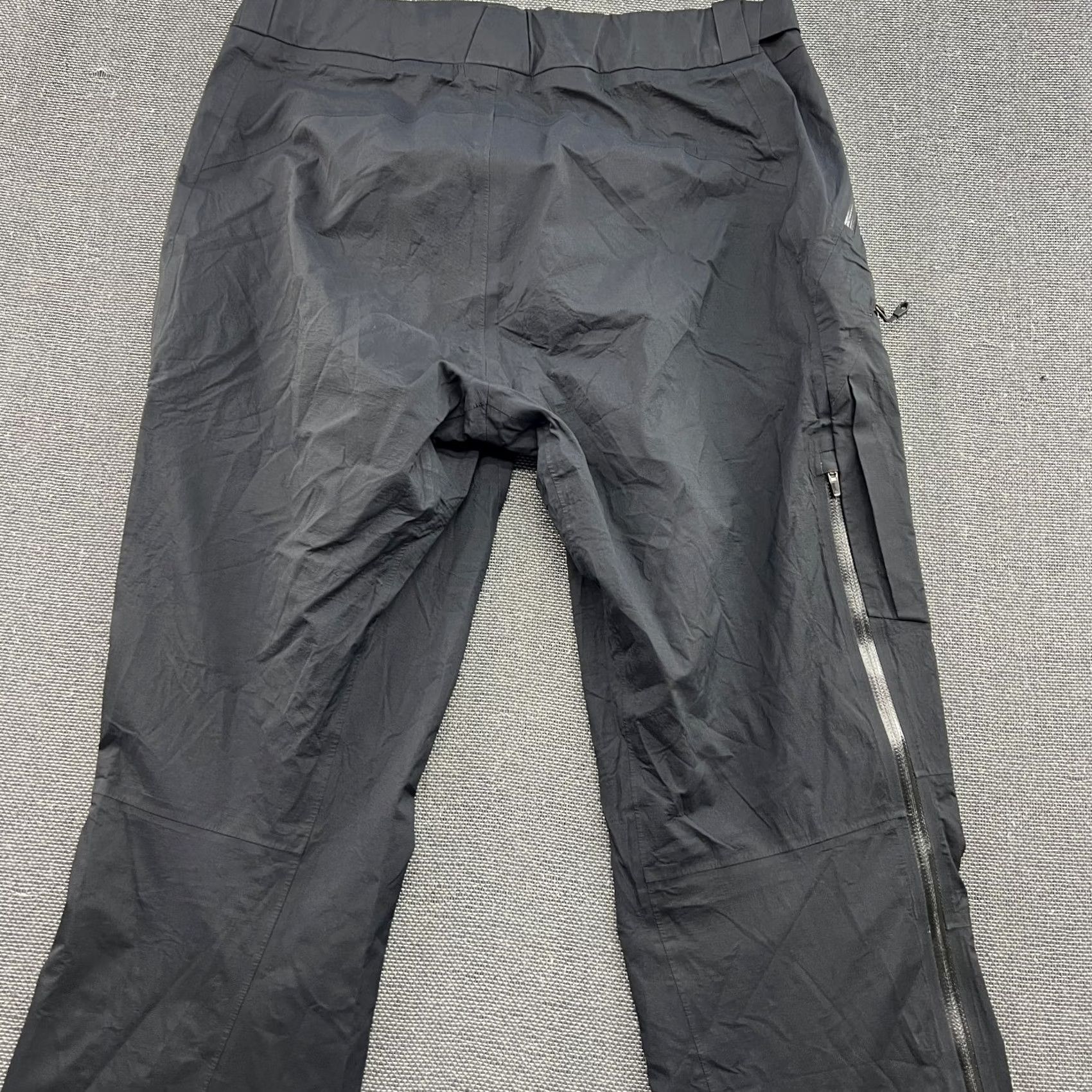 Vintage Bergans Rabot V2 3L Pants Womens Medium Outdoor Hiking Taped Seams Black Water Resistant Snow Pants Mens? Size 32" / US 10 / IT 46 - 3 Thumbnail