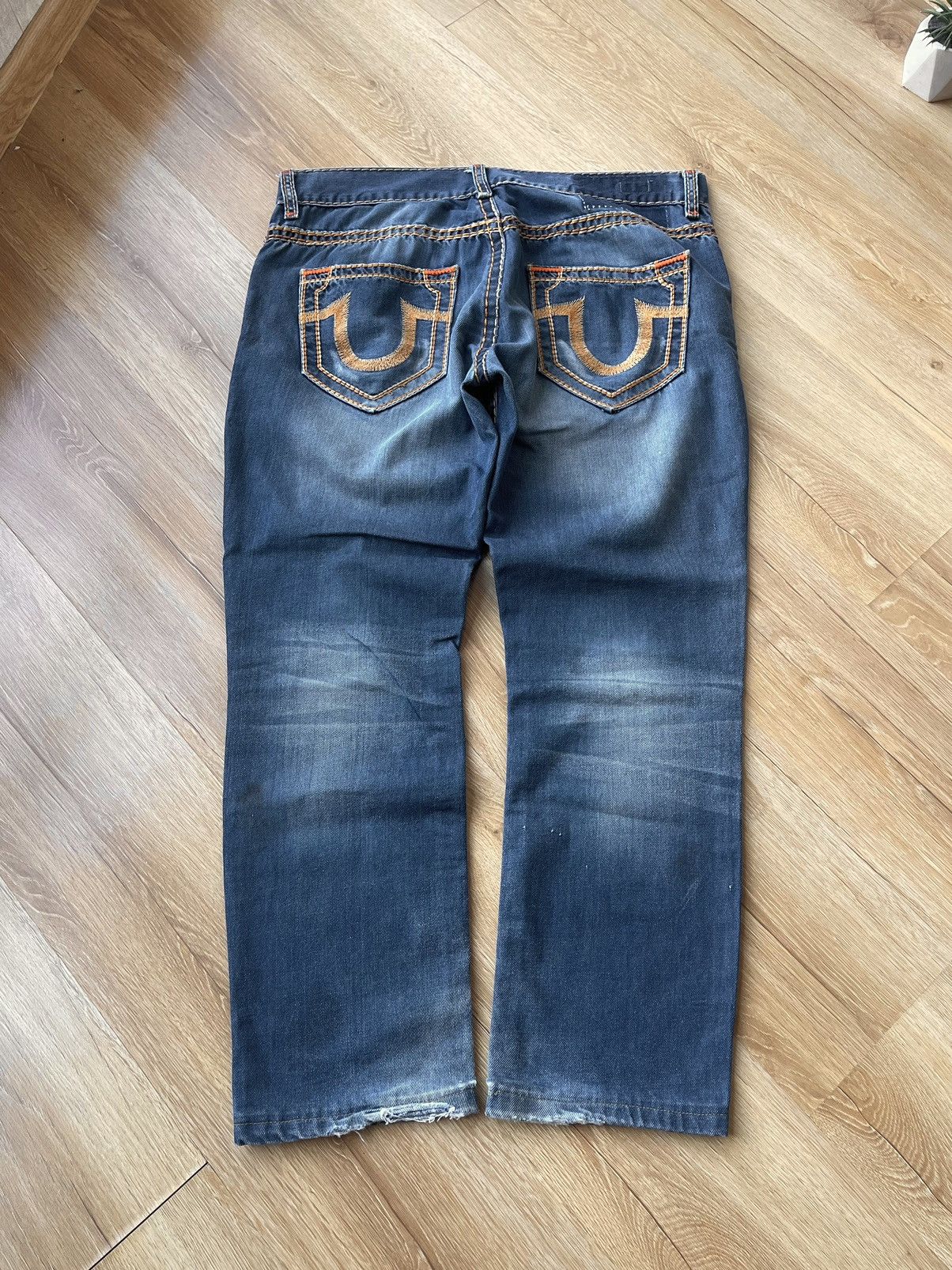 True Religion Vintage True Religion Distressed Denim Jeans Size US 38 / EU 54 - 2 Thumbnail