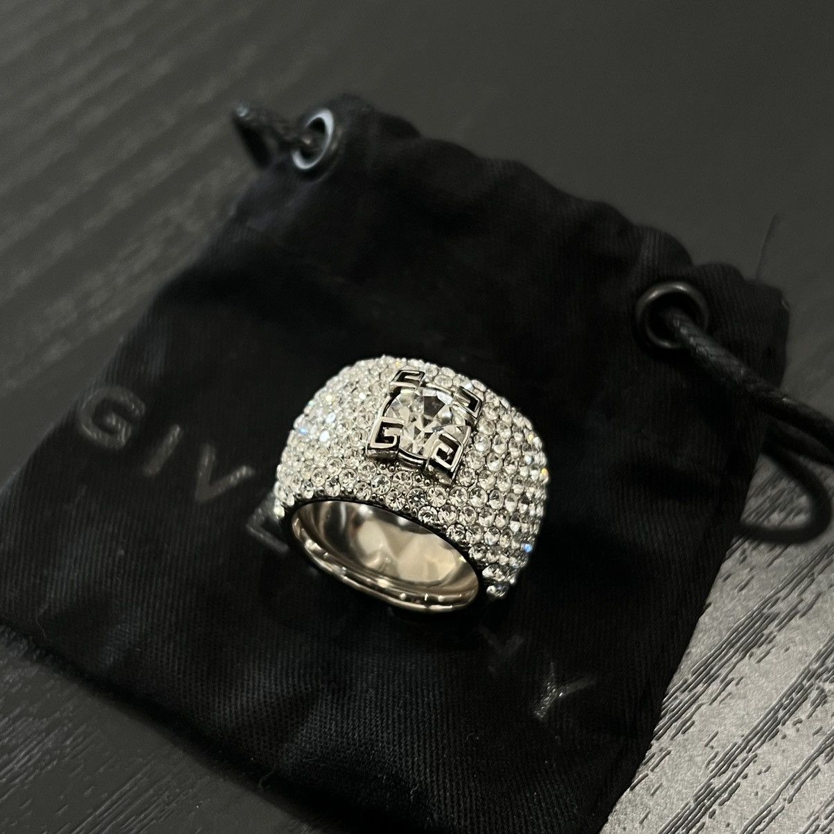 Givenchy Givenchy 4G Crystal Claw Paved Ring Size ONE SIZE - 12 Thumbnail