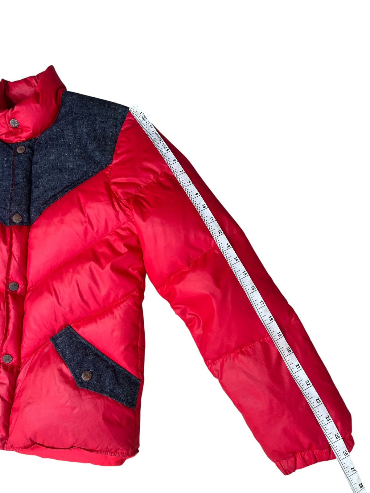 Levi's Vintage 2006 Levi's Red Tab Down Puffy Jacket Winter Warm Size US L / EU 52-54 / 3 - 3 Thumbnail