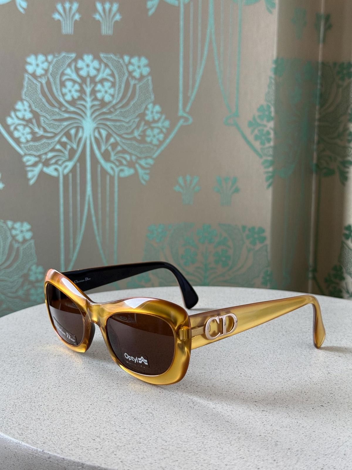 Dior NEW Vintage 1990 Christian Dior 2974 Gold Optyl Sunglasses Size ONE SIZE - 1 Thumbnail