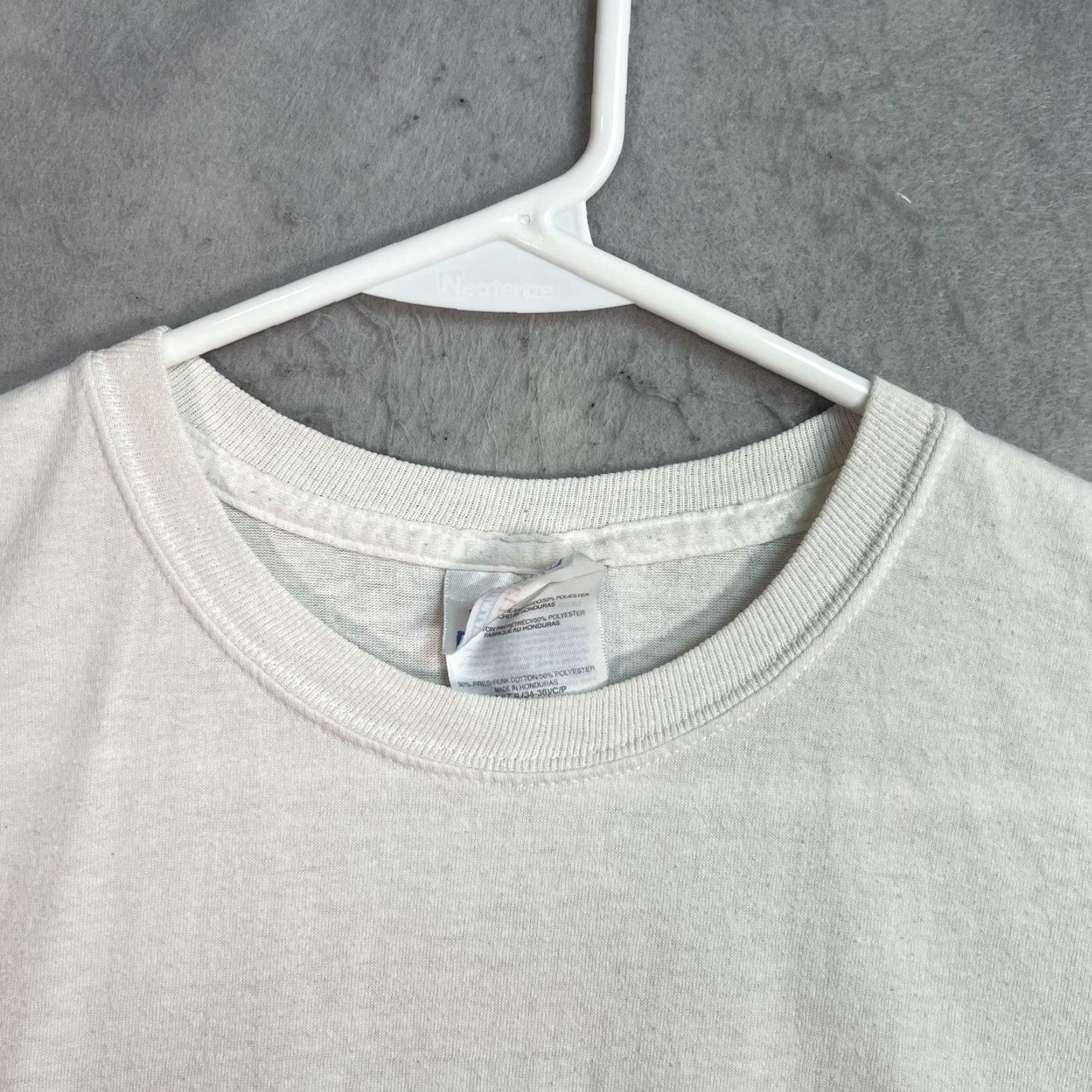 Hanes VINTAGE 1990s Hanes Cotton Blend Graphic Tee Short Sleeve Adult Men S White Love Heart Couple Airbrush T Shirt Size US S / EU 44-46 / 1 - 6 Thumbnail
