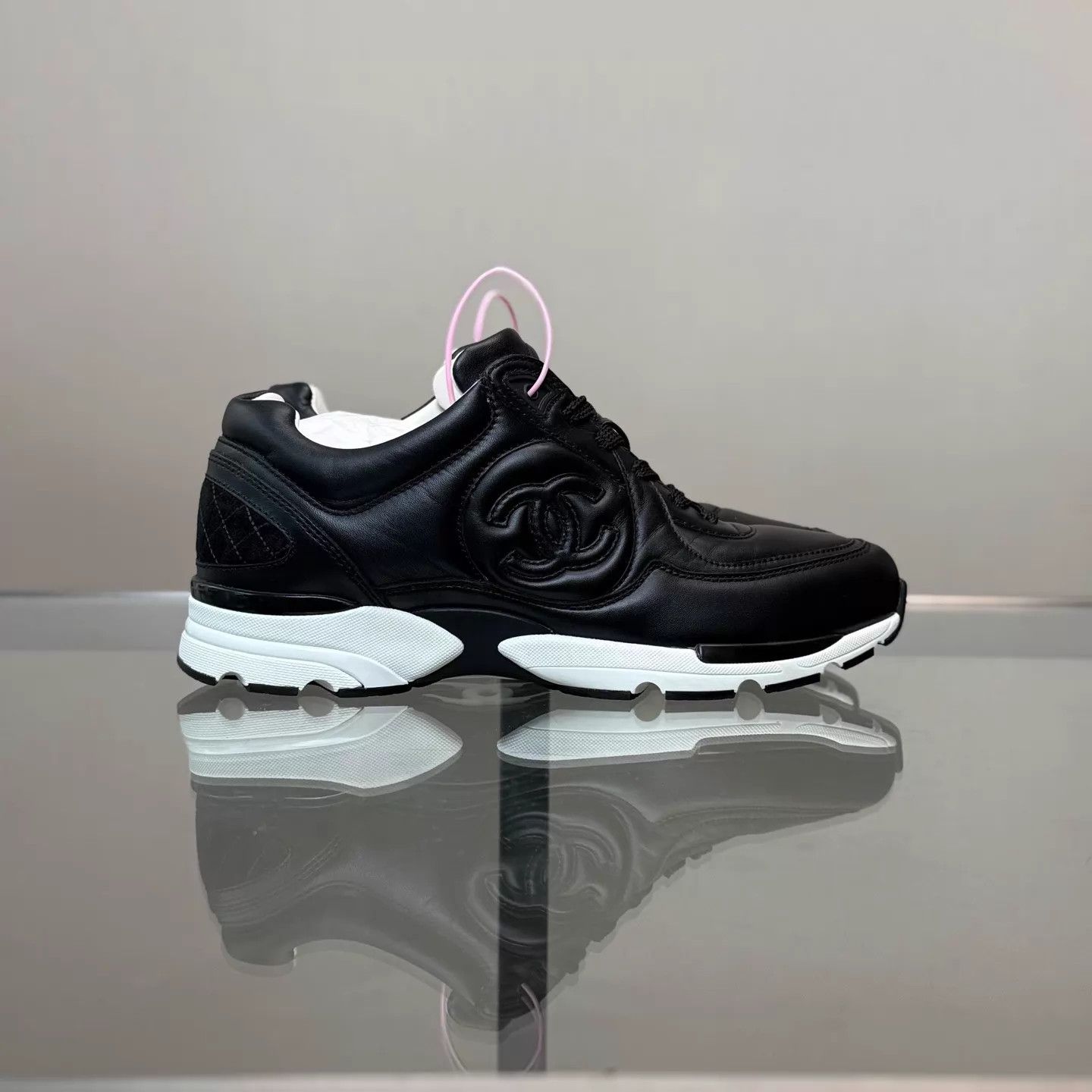Chanel CHANEL 23K Black White CC Logo Sneakers Women's 37.5 New Size US 7 / IT 37 - 3 Thumbnail